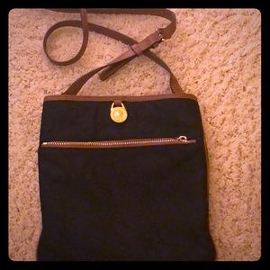 Michael kors crossbody